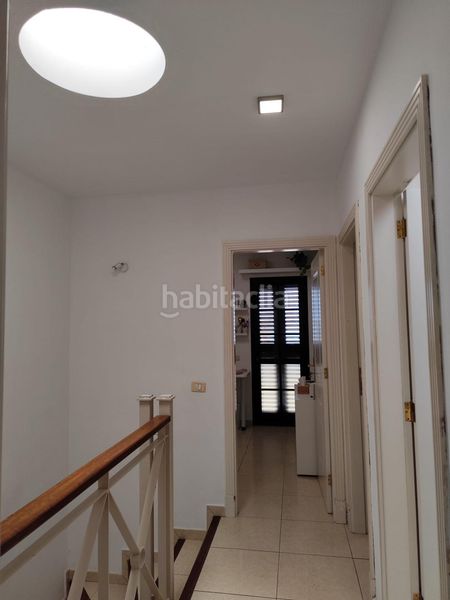 Foto c0ffdbec-7a9a-4b20-bebf-644fc45093f5. Casa adossada amb aparcament a Barranco Hondo Candelaria