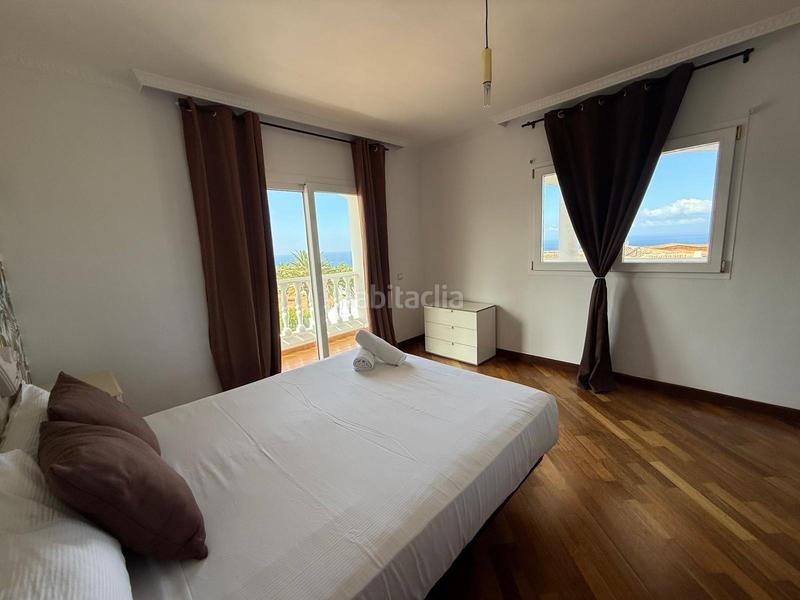 Foto 092766a3-7d78-428d-9414-d0f560c7e6c7. Chalet espectacular villa en playa paraíso, tu refugio soñado en Adeje