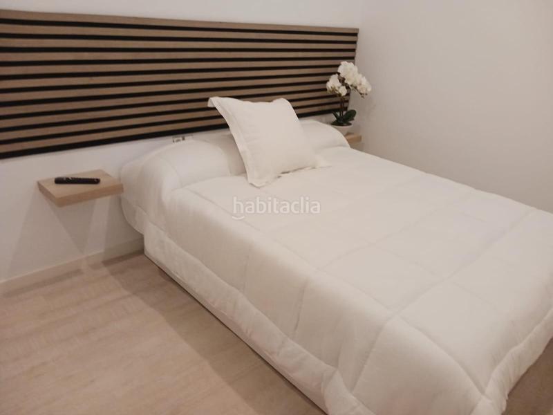 Foto bd327ecf-4881-48e0-9fe9-a42ef5d9d557. Local comercial a La Camella Arona