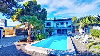 Xalet a Marisol Park - Ortembach - Los Almendros. Casa  chalet independiente en venta en calpe