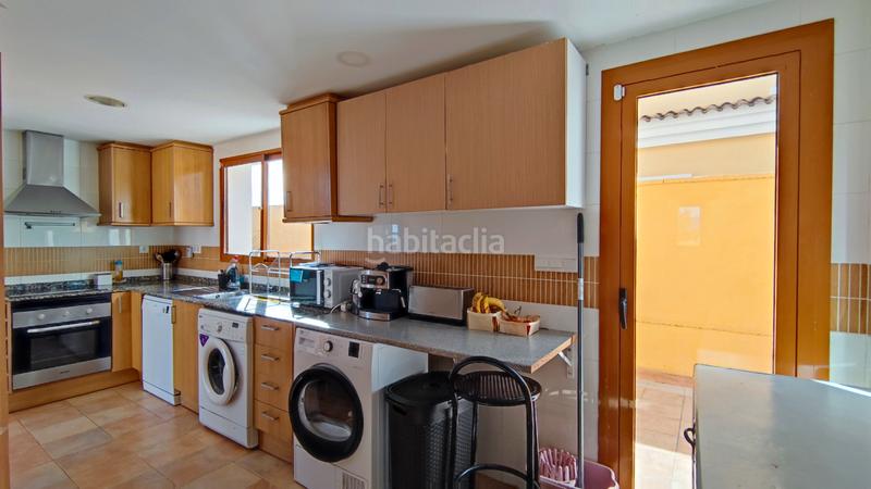 Foto 3db29aad-f0e4-4611-9daf-a35c8fe96d9b. Xalet amb calefacció aparcament piscina a Polop