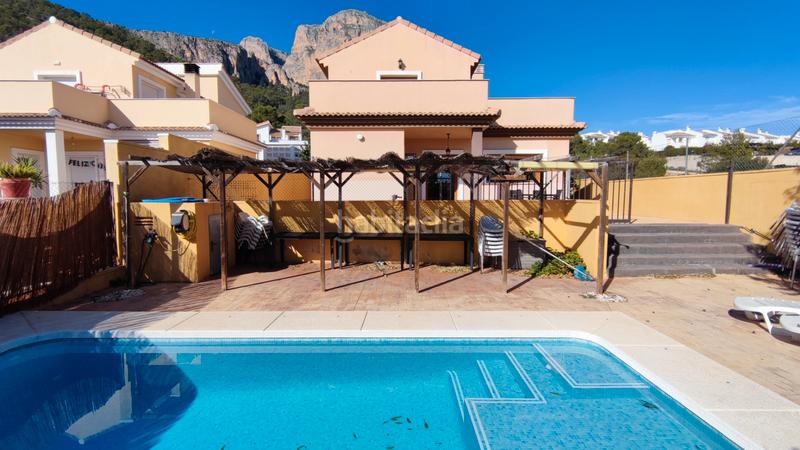 Foto 401bc6e4-3650-4759-9e1d-a7bcd961a1e8. Xalet amb calefacció aparcament piscina a Polop