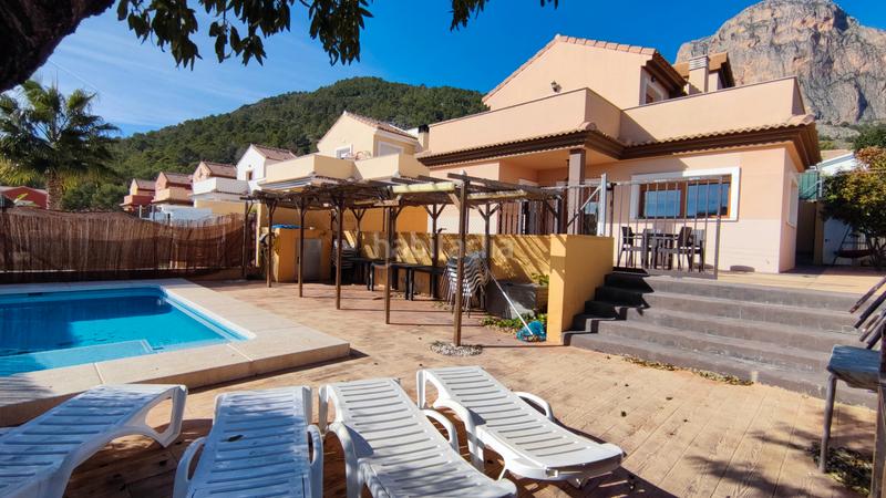 Foto e83b27fe-3b07-4563-bb58-4af88b8f6fe1. Xalet amb calefacció aparcament piscina a Polop