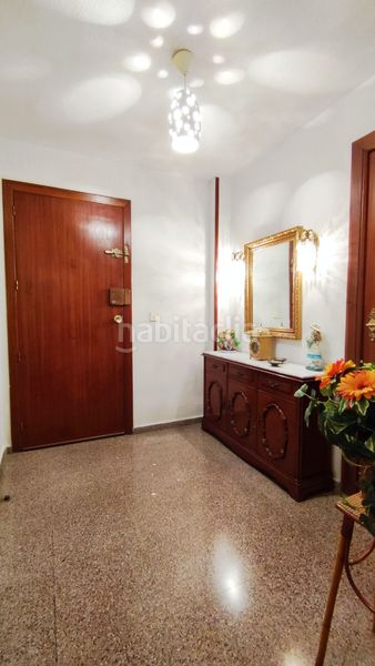 Foto f6defe77-800f-4dac-bc7d-4ff92503e493. Pis a Benisaudet Alicante