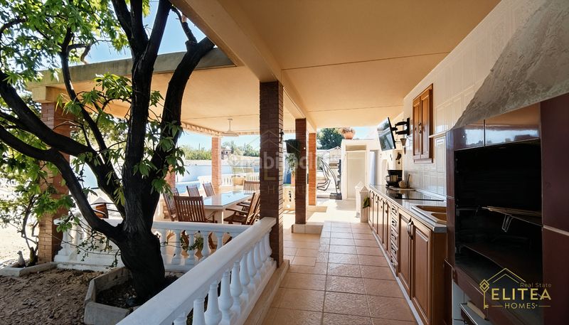 Foto 2916f5cb-9e5d-4957-87d8-ff2613f0532c. Xalet amb calefacció aparcament piscina a Busot