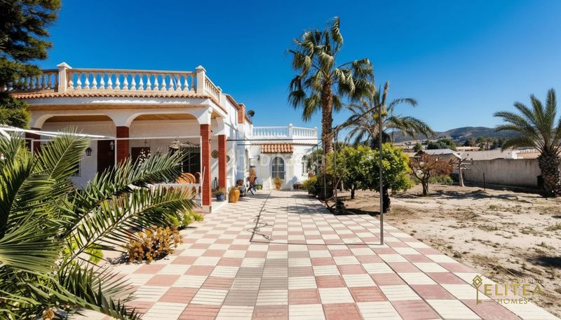 Foto 30cde7ff-6904-4da9-b70d-d495f8717ea6. Xalet amb calefacció aparcament piscina a Busot