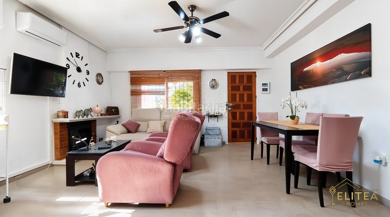 Foto 3130d496-4b4a-4bd4-b245-d41d1422c970. Xalet amb calefacció aparcament piscina a Busot