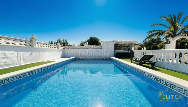 Foto 44dd96e4-8caa-4b10-b72b-0a10b3e25f21. Xalet amb calefacció aparcament piscina a Busot