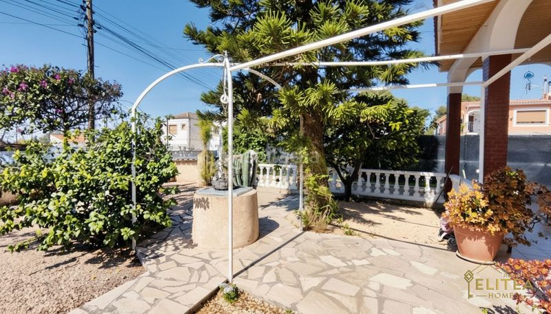 Foto 6d8a3014-04bb-450e-a17c-ebb244b36aa9. Xalet amb calefacció aparcament piscina a Busot