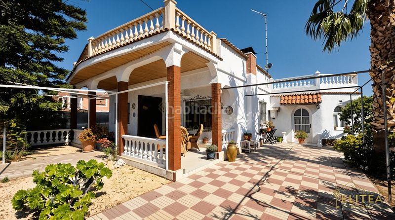 Foto 77b422a4-43ff-41c5-bcc6-9642e5c08fc5. Xalet amb calefacció aparcament piscina a Busot