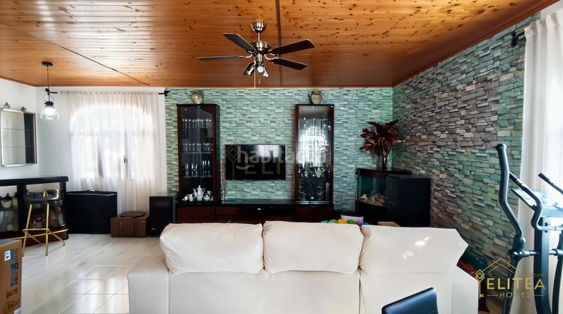 Foto 88379859-c397-407a-b3c3-6355fffa9299. Xalet amb calefacció aparcament piscina a Busot