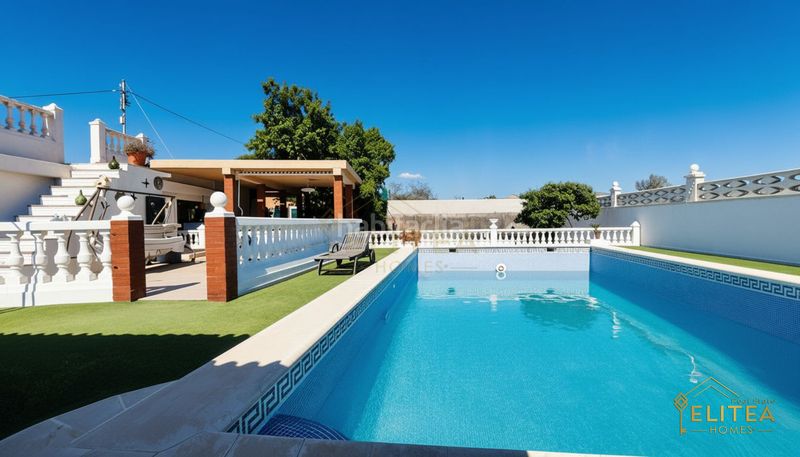 Foto a75c43b4-66a0-456f-9d82-ba4fbe6c69a5. Xalet amb calefacció aparcament piscina a Busot