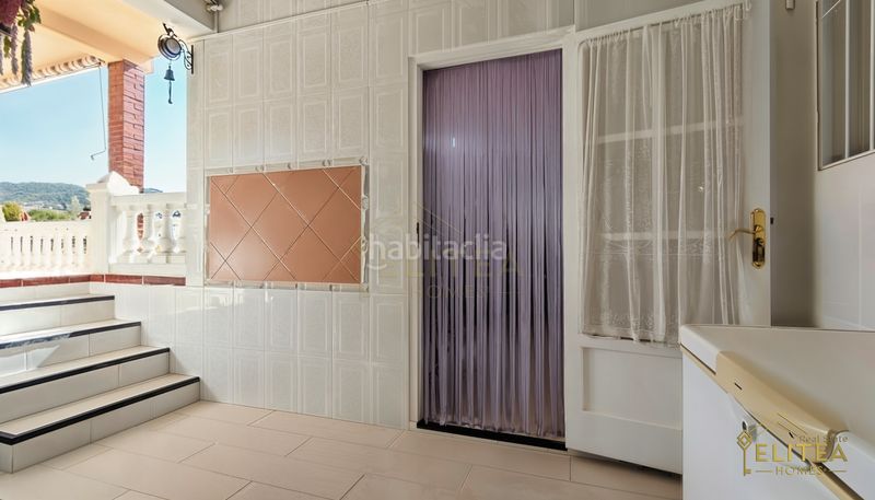 Foto bfeb95b8-579a-413d-80d1-428024902a10. Xalet amb calefacció aparcament piscina a Busot