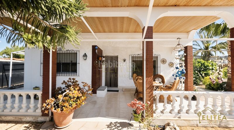 Foto c5b9175b-852b-4e5c-b613-a0ff51ecaf36. Xalet amb calefacció aparcament piscina a Busot