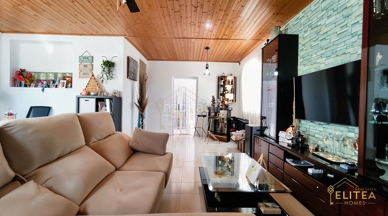 Foto d047908b-4df9-418e-bea8-81c97f47dcaa. Xalet amb calefacció aparcament piscina a Busot