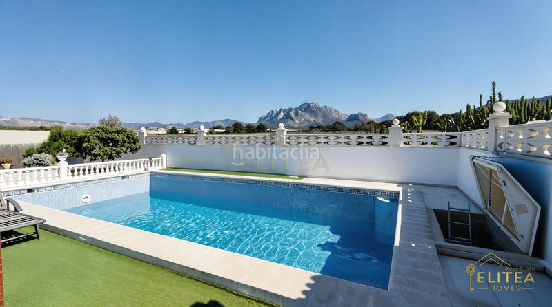 Foto dd96ac36-9380-49ad-99ec-15256e4e965e. Xalet amb calefacció aparcament piscina a Busot