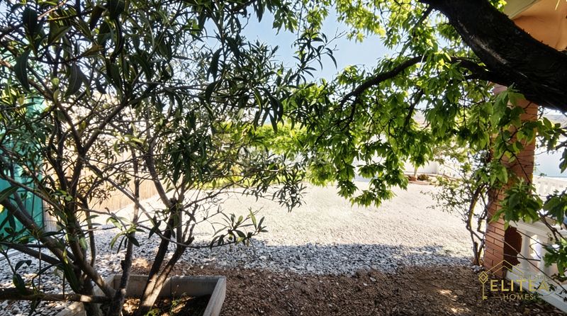 Foto f3b10a9d-6167-4325-9a90-48379179dc6a. Xalet amb calefacció aparcament piscina a Busot