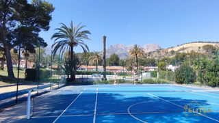 Chalet en San Rafael - Nucia Park. Exclusivo chalet pareado de dise�o contempor�neo, completamente