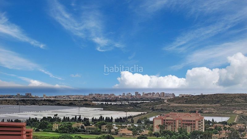 Foto 44289390-909f-406c-9c11-5b0cce775700. Xalet amb calefacció aparcament piscina a Bonalba-Cotoveta Mutxamel