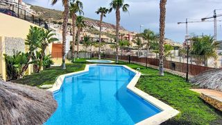 Chalet in Bonalba-Cotoveta. Exclusivo chalet adosado en bonalba cotoveta con vistas al mar y