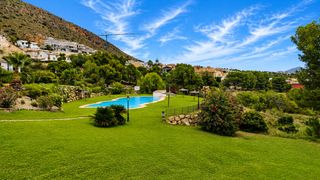 Chalet en Golf Bah�a. Chalet pareado con vistas al mar y monta�a en golf bah�a