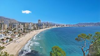 Apartment in Playa Poniente. Exclusiva vivienda en mont benidorm con impresionantes vistas al