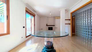 �tic en Ibi. Exclusivo �tico con gran terraza, chimenea y vistas despejadas e