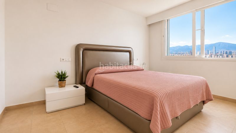 Foto c57d5a43-eacb-4fb5-851d-92365cde6150. Àtic amb calefacció aparcament piscina a Las Azaleas-Alkadir Vila Joiosa (la)