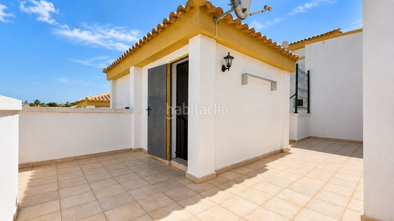 Foto e91e5d3c-6083-421d-bf88-982e55bb7f62. Xalet amb calefacció piscina a Panorama-Sierramar Santa Pola