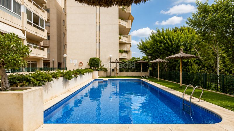 Foto c7bf408e-bb22-49f6-ad24-a8bc02b35d54. Pis amb calefacció aparcament piscina a Alicante golf Alicante