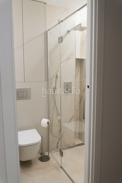 Foto 1fb425b8-1361-4678-bcec-f84ab26210cb. Casa adossada a Centre Figueres