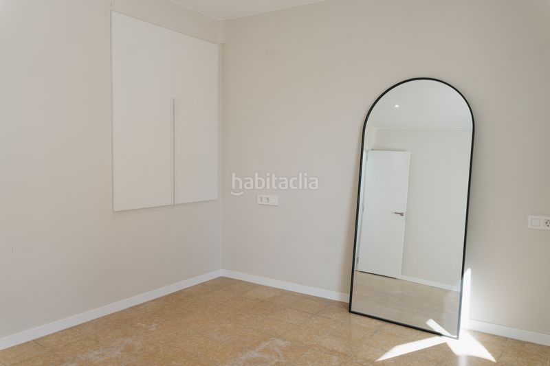 Foto de72b7b4-ca3f-4fd0-8b27-064319e81178. Casa adossada a Centre Figueres