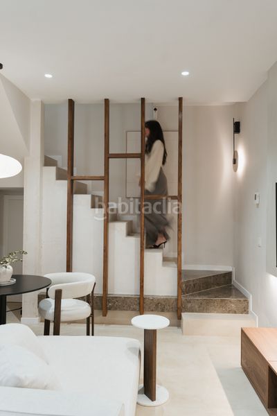 Foto efd9c5a7-71c9-40d5-9025-3a28c875b845. Casa adossada a Centre Figueres