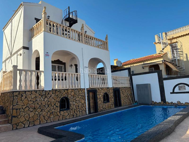 Foto cccb4e0b-4c56-4388-a808-4bbb6e1f5abe. Lloguer xalet amb aparcament piscina a San Fulgencio