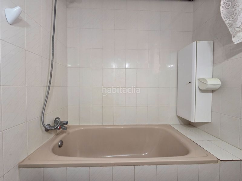 Foto a94438bd-d79b-4133-9da9-26c1b61c248e. Edifici a Playa de los Náufragos Torrevieja