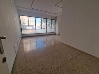 Business premise in Calle Duque de Tamames