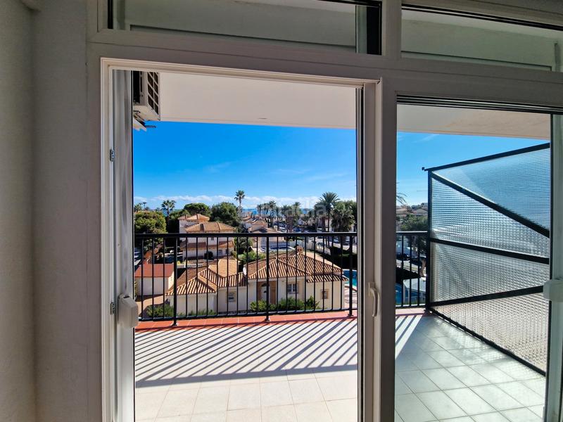 Foto 04c38a18-9bf1-43c2-938e-6adbe9be2d7b. Apartament amb piscina a La Zenia Orihuela