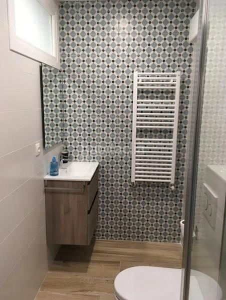 Foto f41ef05e-128c-407e-a749-1ef89a8483e6. Lloguer apartament a calle mayor 46 a Casco Antiguo Pamplona / Iruña