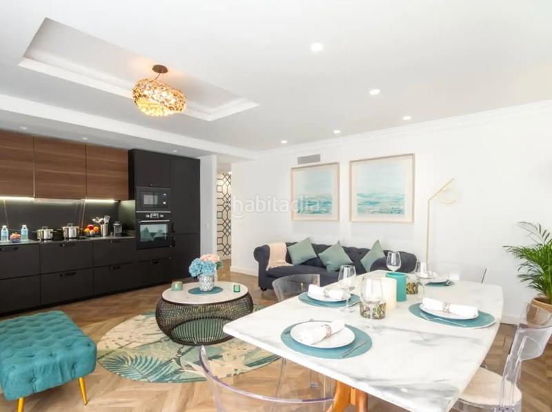 Foto 4493b9b0-228b-477a-a4c2-a13e2524a3f0. Miete appartement in avenida playas del duque 2 in Marbella