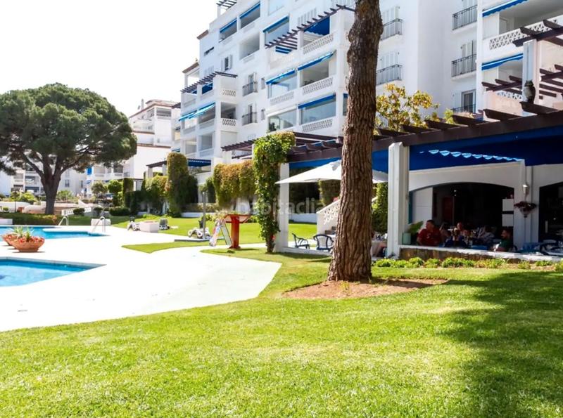 Foto 11b5c405-d178-4718-8542-b044da628d7a. Rent apartment in avenida playas del duque 2 in Puerto Banús Marbella