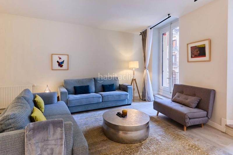 Foto 5004dc1c-4d91-4275-ae20-5c12e18561cc. Alquiler apartamento en calle mercaderes 9 apartamento de gran tamaño; ideal para familias o grupos numerosos en Pamplona / Iruña