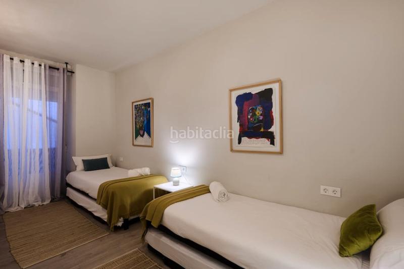 Foto 8b745a93-71f9-4e6d-9f4e-3eda0a698e60. Alquiler apartamento en calle mercaderes 9 apartamento de gran tamaño; ideal para familias o grupos numerosos en Pamplona / Iruña