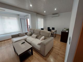 Flat  Carrer de samuntada. Piso reformado en sol i padr�s, sabadell - �tu nuevo hogar te es