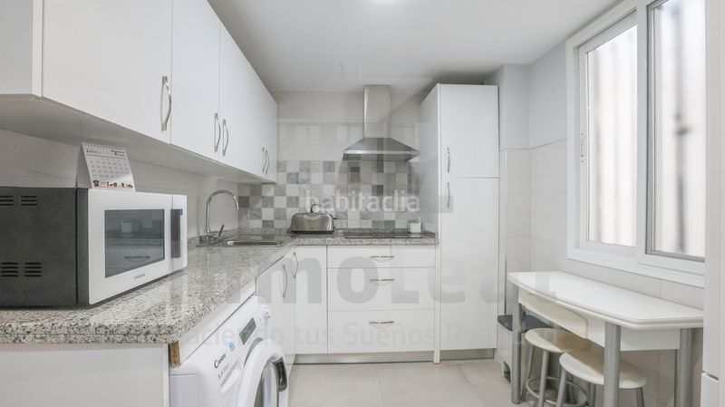 Foto 1e6ee7a5-7172-47ff-9801-e9085cdb1be0. Pis amb calefacció a Triana Casco Antiguo Sevilla
