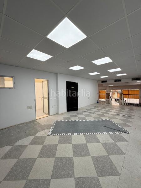 Foto 5ddc34df-155b-46fa-b5fb-6939583ccf54. Location local commercial dans Triana Este Sevilla