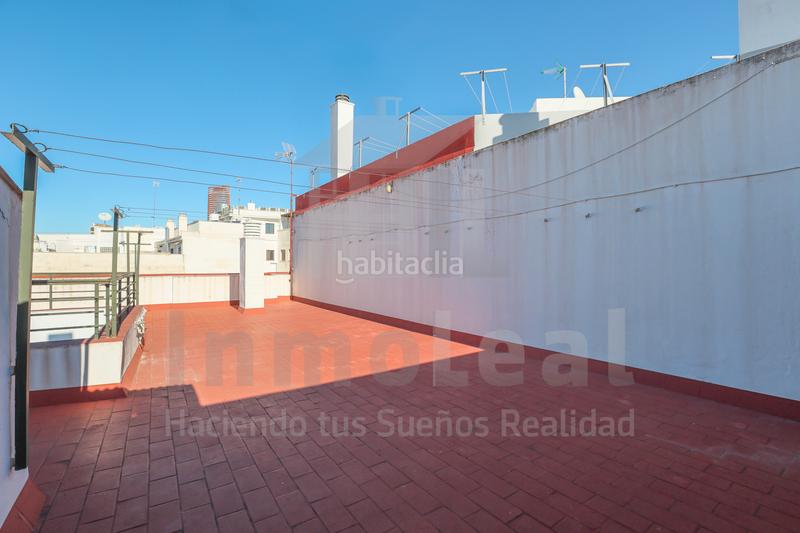 Foto 02d47d57-db5c-47a7-b9d7-51da43eaf28a. Pis amb aparcament a Triana Oeste Sevilla