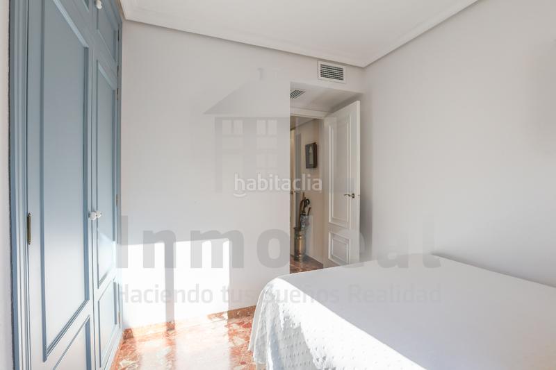 Foto 1c414d93-c17b-4078-ad4d-574608a6327d. Pis amb aparcament a Triana Oeste Sevilla