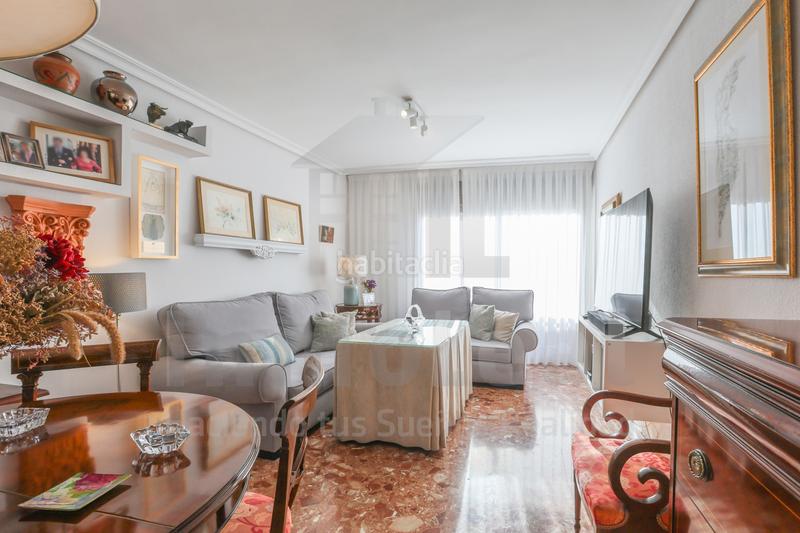 Foto 3f060cfb-64e2-42c7-951e-d9f06c3a62b6. Pis amb aparcament a Triana Oeste Sevilla