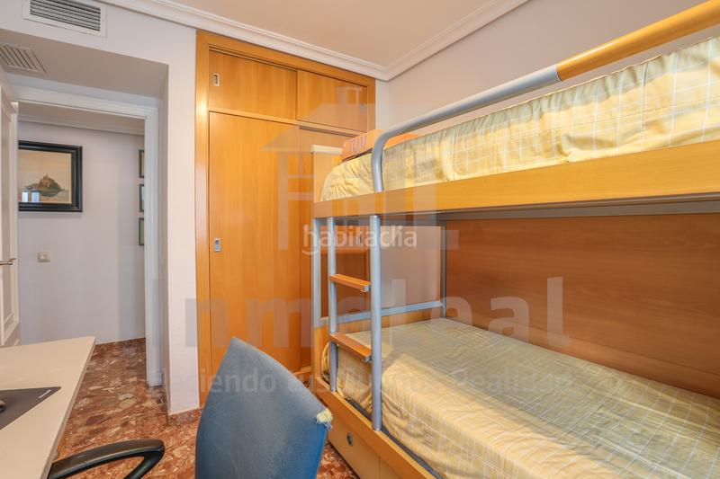 Foto d1b15b40-cc4d-4891-bdc0-42dbd42cea9f. Pis amb aparcament a Triana Oeste Sevilla