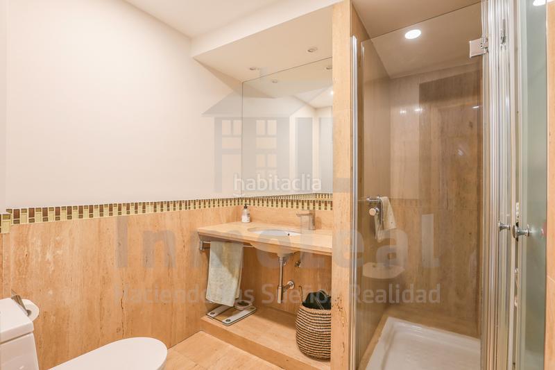 Foto e1ba8b4e-5d1f-4d15-9d16-5e4cbef8d4e3. Pis amb aparcament a Triana Oeste Sevilla